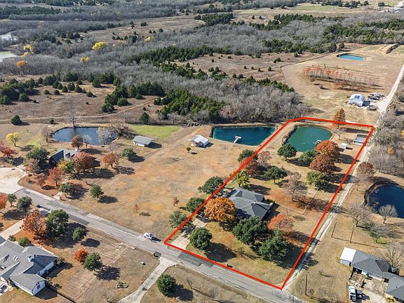 2nd image of 803 Westshore Dr