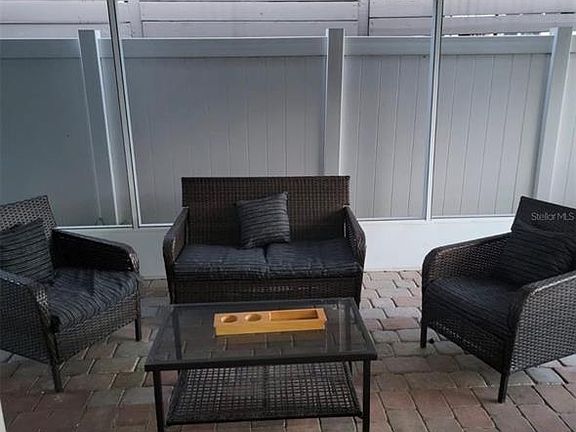 2nd image of 2302 Rochelle Ave #1