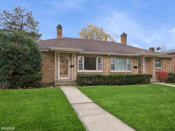 417-419 June Ter, Barrington, IL 60010