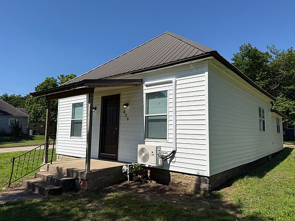 5th image of 829 S Wyandotte Ave