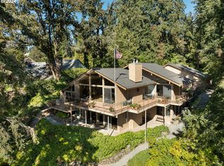1750 Northshore Rd, Lake Oswego, OR 97034