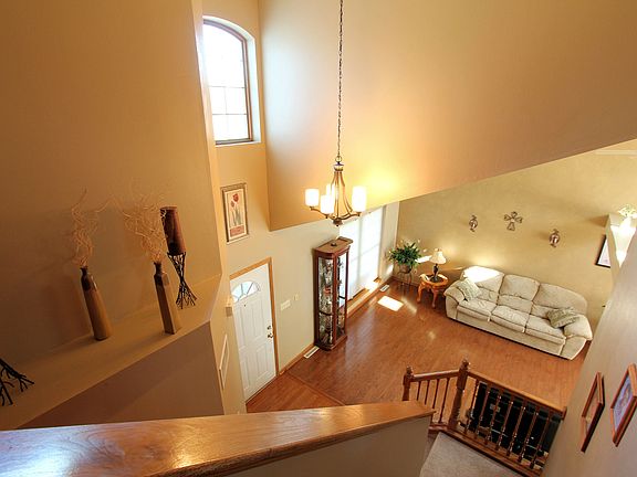 2nd image of 2211 E Grewen Dr