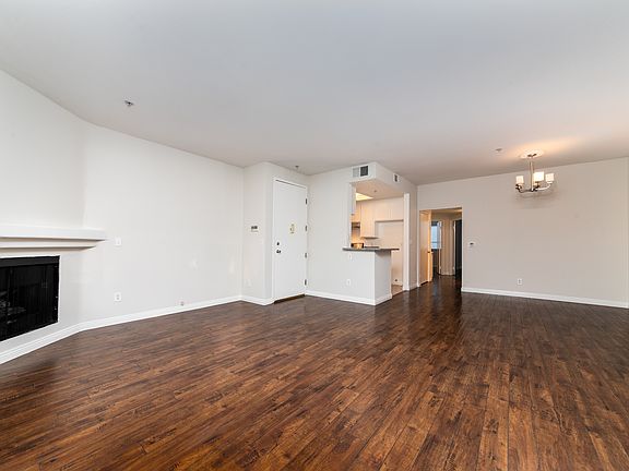 4th image of 4560 Coldwater Canyon Ave APT 104