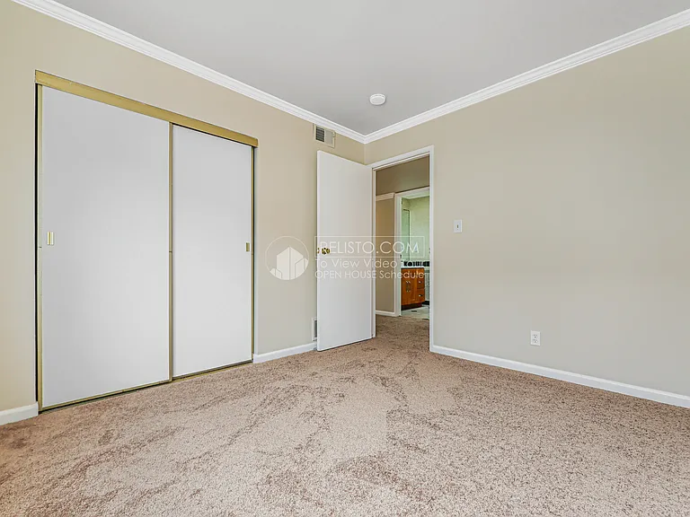 448 Fathom Dr — Photo 10