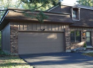 2482 Dordogne Dr, Maryland Heights, MO 63043