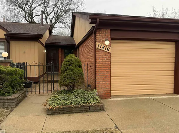 11816 Hawaii St, Warren, MI 48093