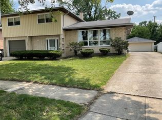 459 E 169th St, South Holland, IL 60473
