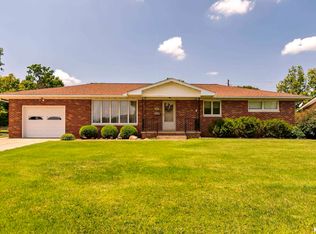 636 S Pleasant Ave, Centralia, IL 62801