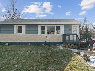 1315 Starry Dr, Marion, IA 52302