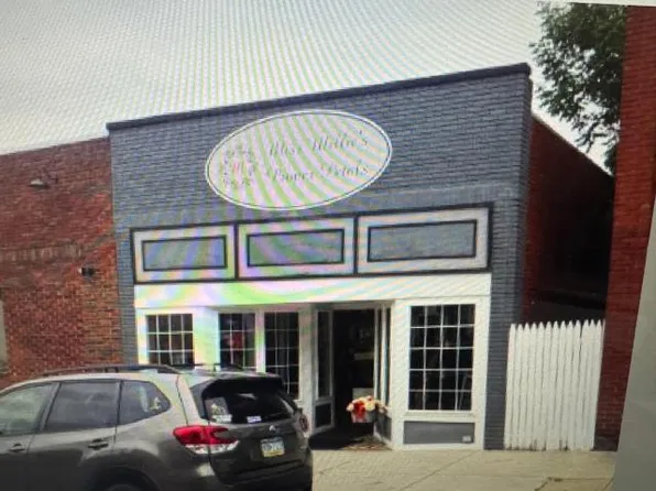 11 E Main St, Youngsville, PA 16371