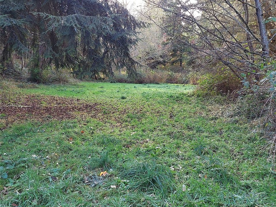 2nd image of 659 Castell Drive