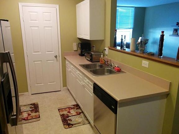 4th image of 293 Slippery Elm Dr
