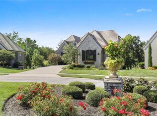 3945 W 151st Ter, Leawood, KS 66224