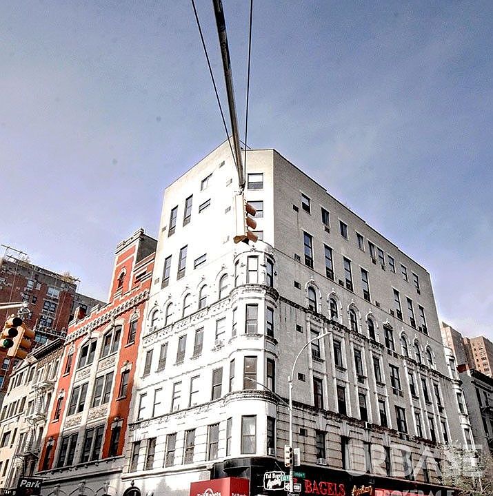 1st image of 131 E 83rd St APT 4E