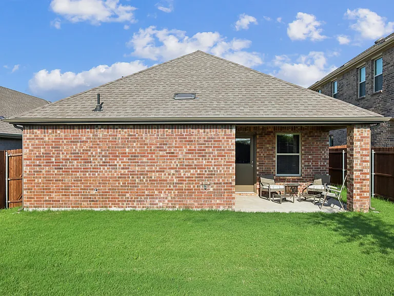 906 Ramble Rd — Photo 24