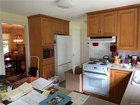 2nd image of 88 Eastwick Dr