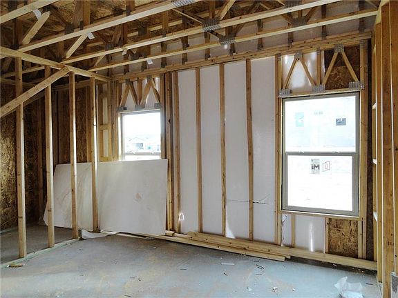 5th image of 1163 Jaime J Zapata St