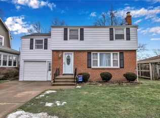 160 Berryman Dr, Amherst, NY 14226