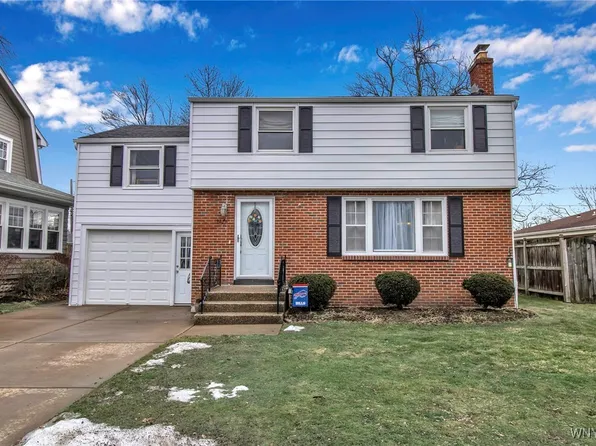 160 Berryman Dr, Amherst, NY 14226