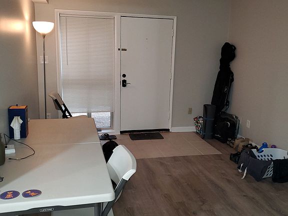 4th image of 4313 Americana Dr
