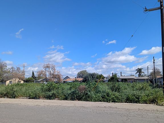 4th image of 914 L St