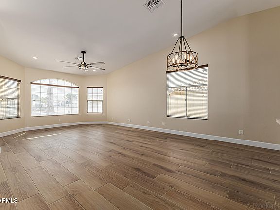 5th image of 11146 W ASHLAND Way