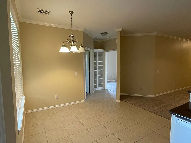 11311 NW 121st Pl — Photo 7