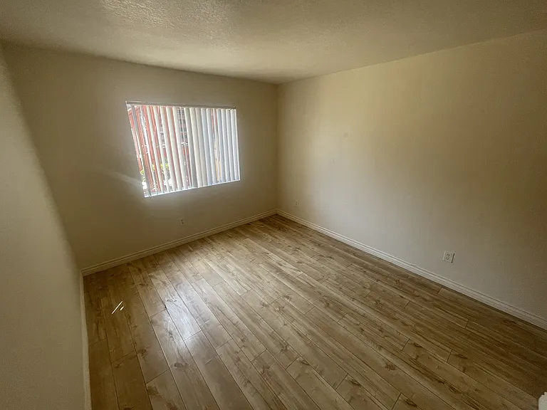 810 S Magnolia Ave — Photo 20