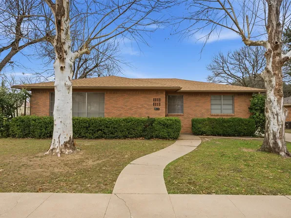 511 S Harrison St, West, TX 76691