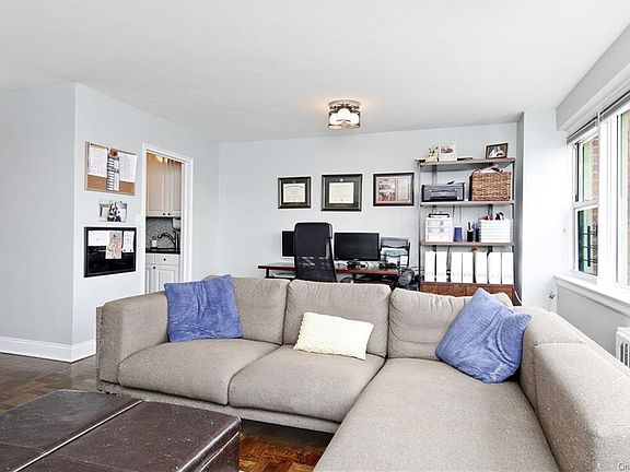 3rd image of 4525 Henry Hudson Pkwy #B206
