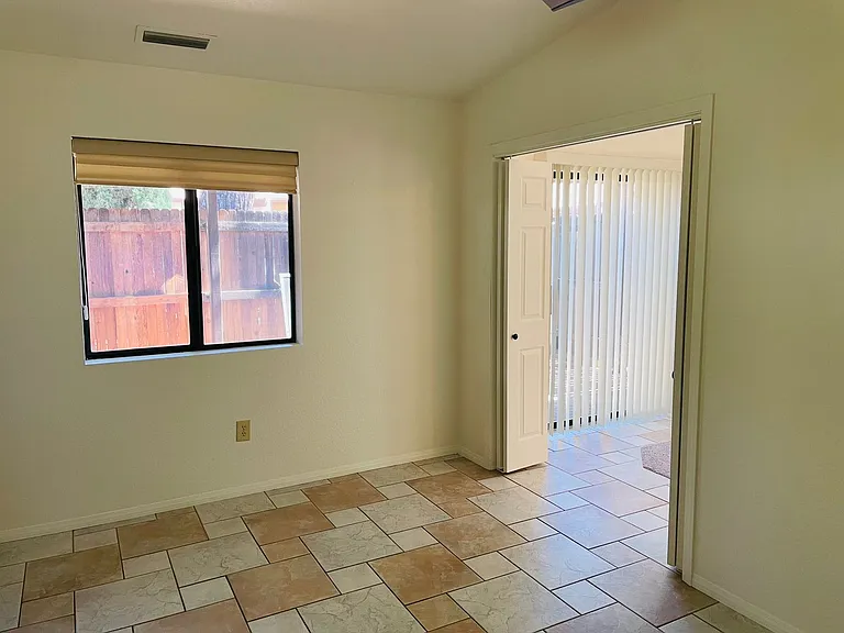 155 S Canyon Diablo Rd #25 — Photo 13