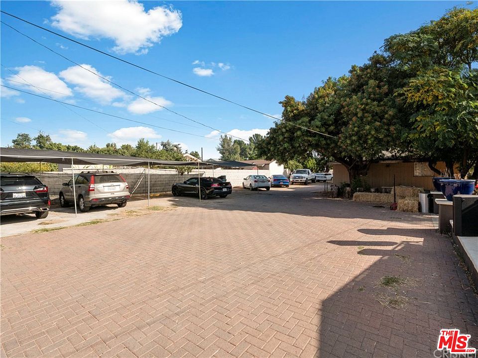1st image of 8426 Kester Ave