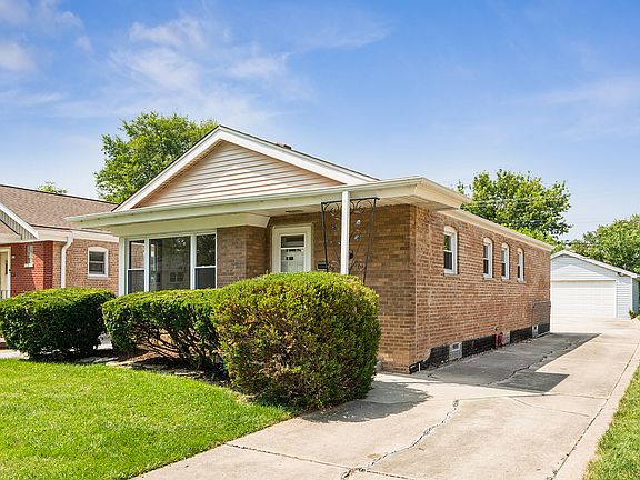 2nd image of 2644 W 94th Pl