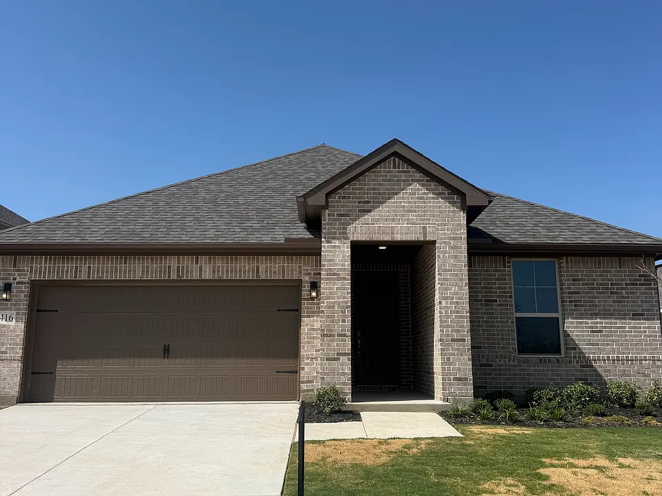 1416 Elle Ln