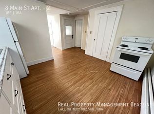 8 Main St APT 2, West Lebanon, NH 03784