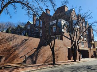 115 N Lee St APT 504, Alexandria, VA 22314