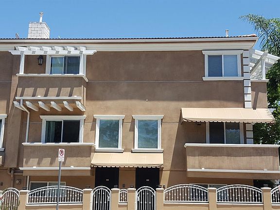 2nd image of 18245 Burbank Blvd Unit 101