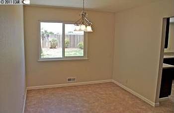 3rd image of 1175 Ventura Dr