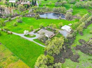 9465 Shanley Ln, Auburn, CA 95603