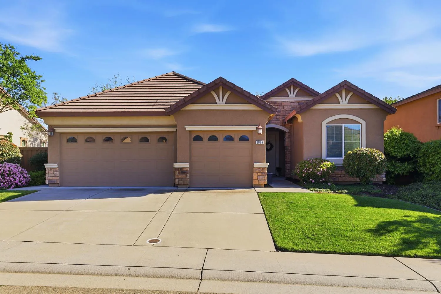 2069 Tracy Ct photo 1