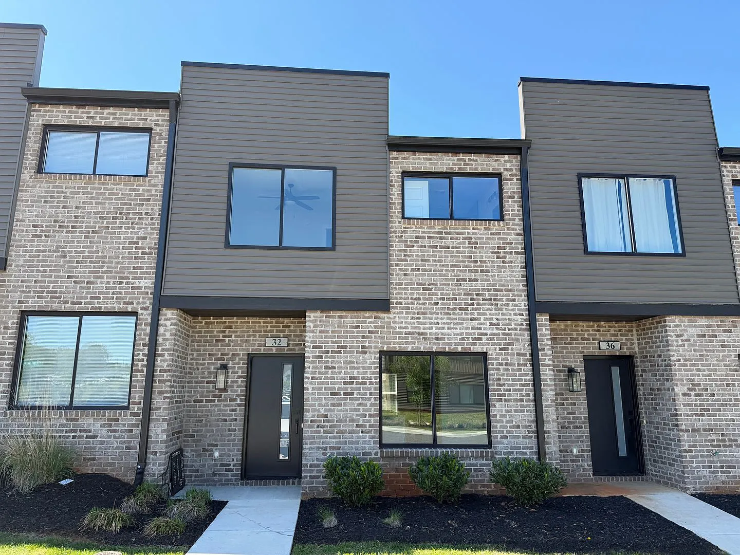 The Allure Townhomes Newer Rustburg Community — Photo 1