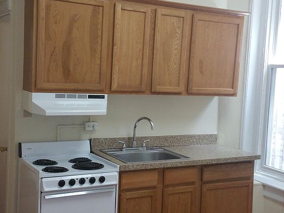 2nd image of 12 E Main St APT 5