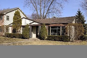 1st image of 703 N Pine Ave