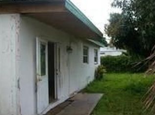 1106 Lake Geneva Dr, Lake Worth, FL 33461