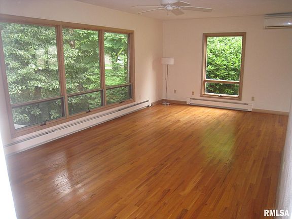 5th image of 2605 4th Street Ct