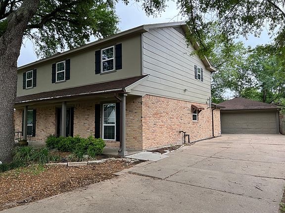 4th image of 15311 Empanada Dr