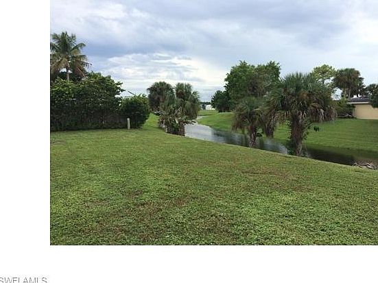 3rd image of 636 Grandview Dr