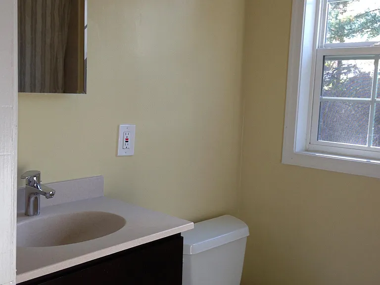 1435 Powhatan St — Photo 12