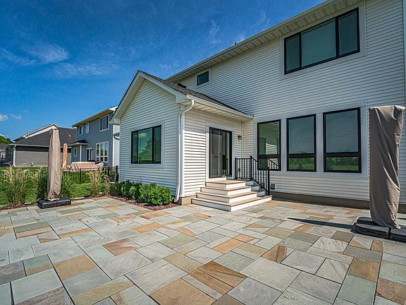 4th image of 17652 Jett Cir