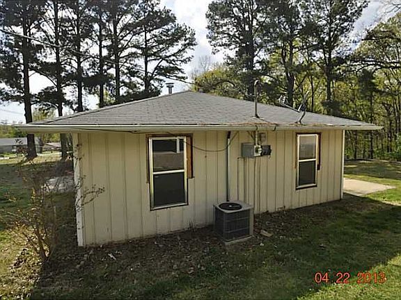 2nd image of 2611 E Graham Dr